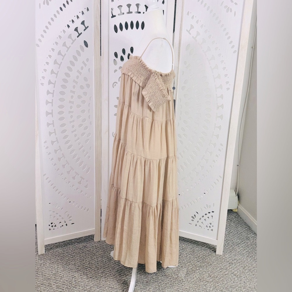 Anthropologie - Sarah Hann Smocked Off-The-Shoulder Tiered Dress - Picture 11 of 12
